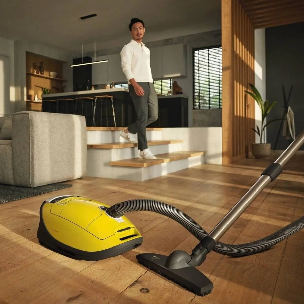 Miele Complete C3 Calima, Curry Yellow - Canister Vacuum - Image 4