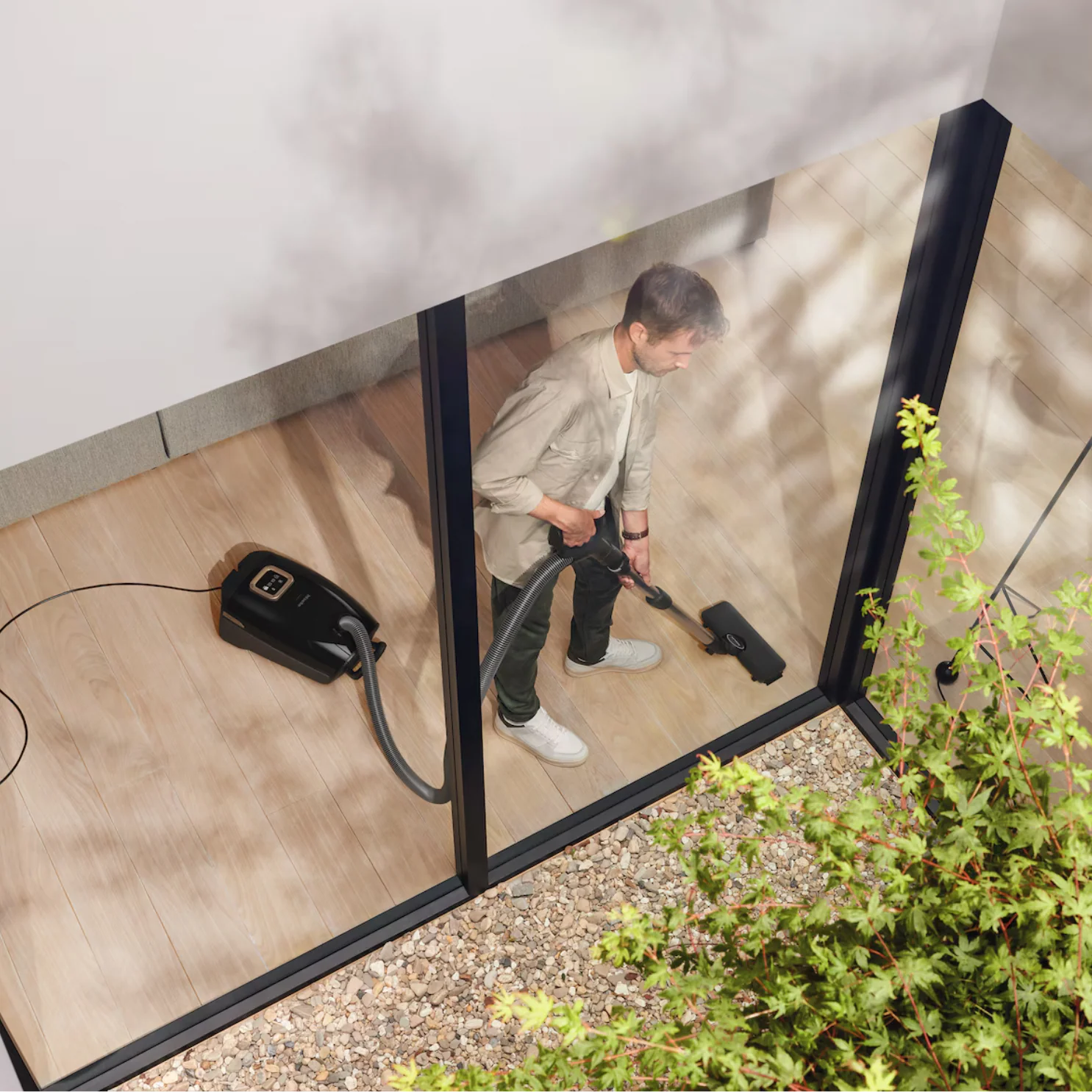 Miele Guard L1 AllFloor, Obsidian Black - Canister Vacuum - Image 6