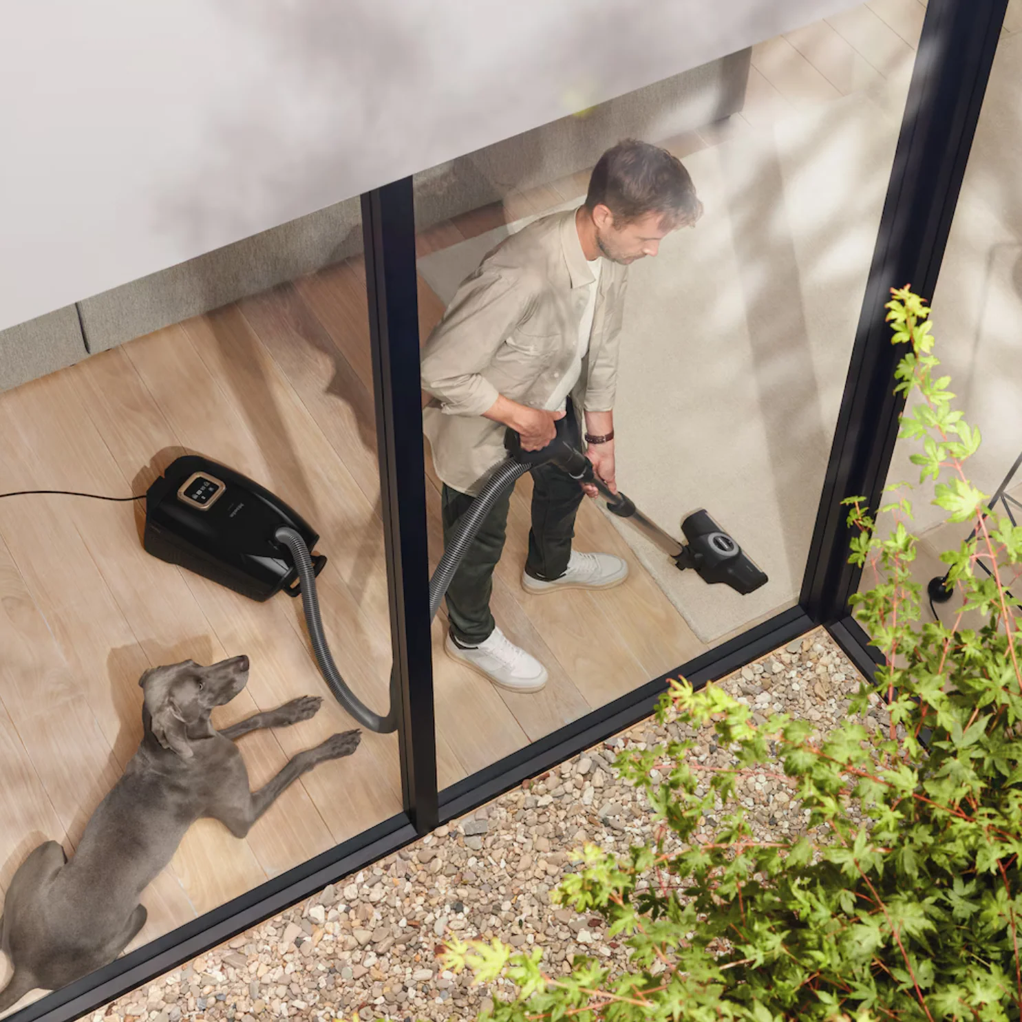 Miele Guard L1 Cat & Dog, Obsidian Black - Canister Vacuum - Image 6