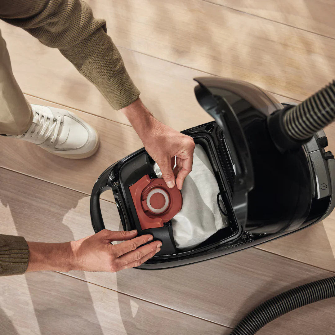 Miele XL HyClean CO Bags - Image 3