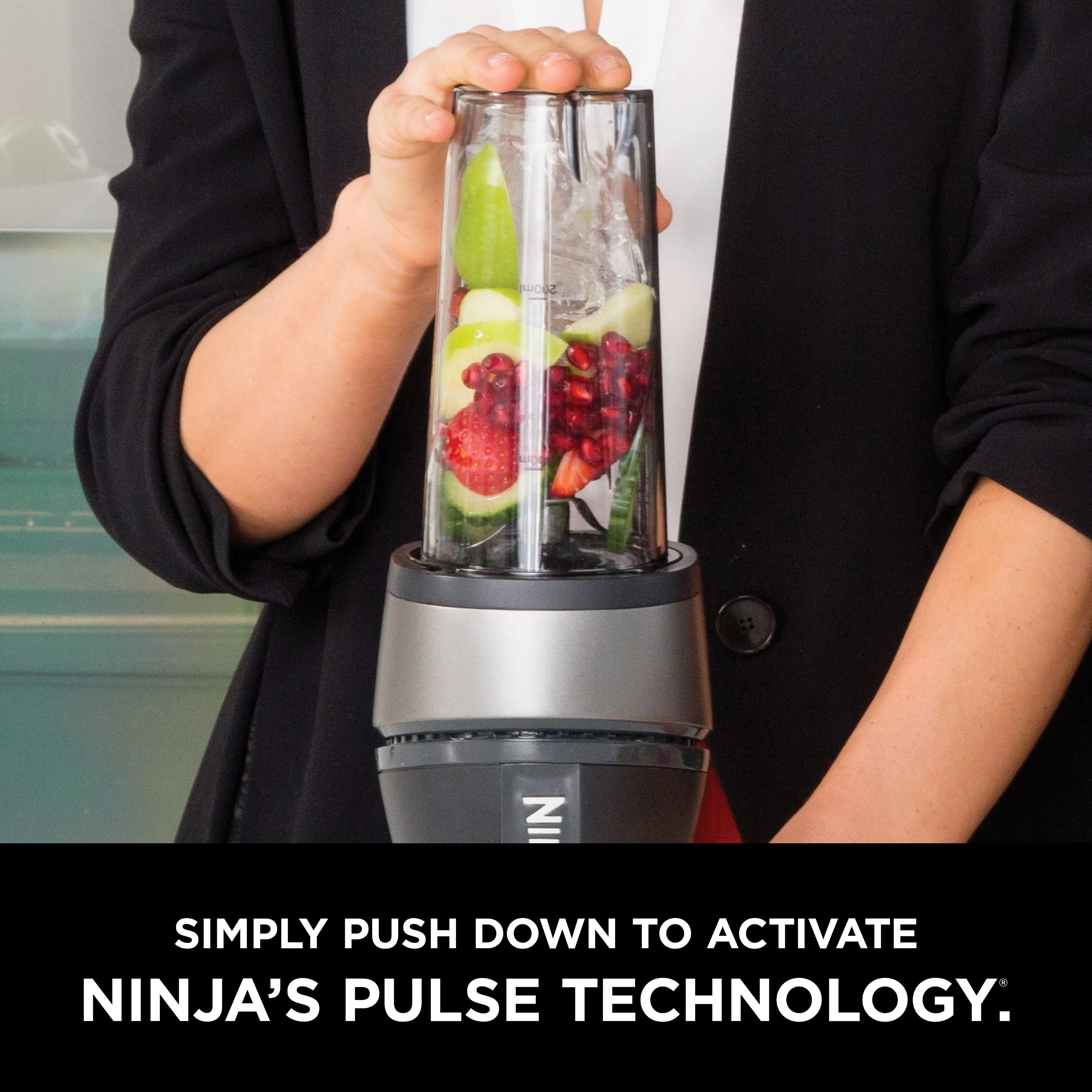 Ninja Fit Personal Single-Serve Blender, Two 16-oz. Cups - Image 3