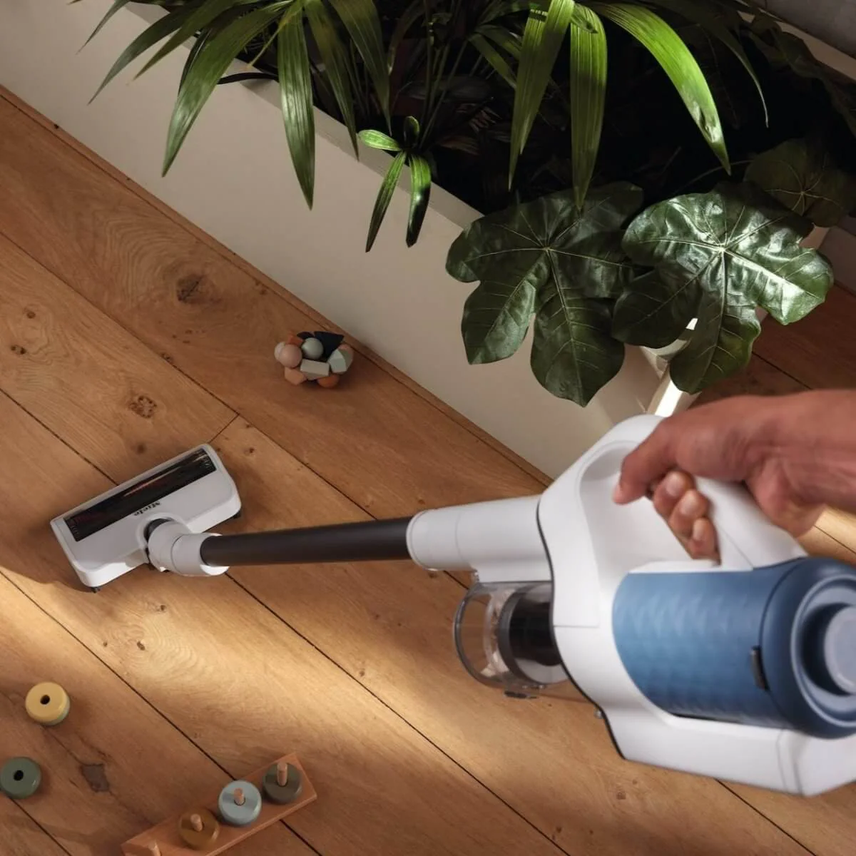 Miele DuoFlex HX1, Nordic Blue - Stick, Cordless Vacuum - Image 4