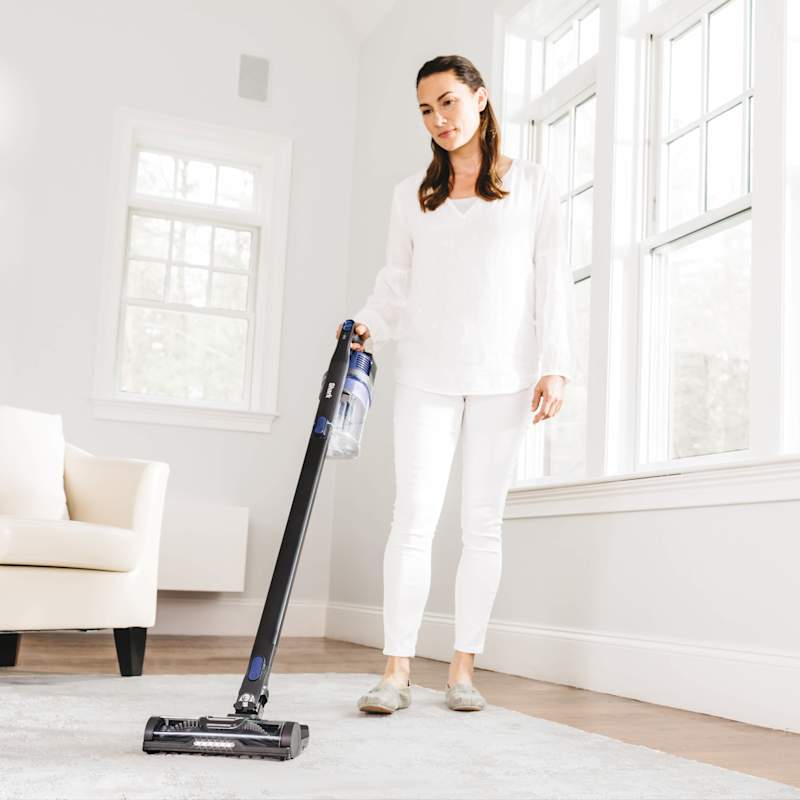 Shark® Pet Cordless Stick Vacuum - Image 3